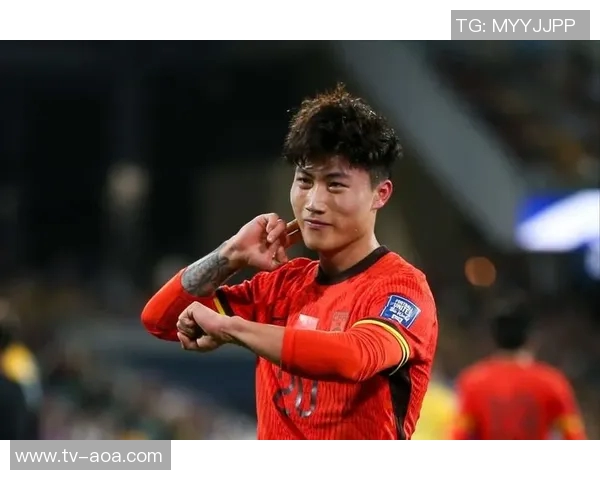 球迷怒斥谢文能表现糟糕呼吁其转型为网络红人