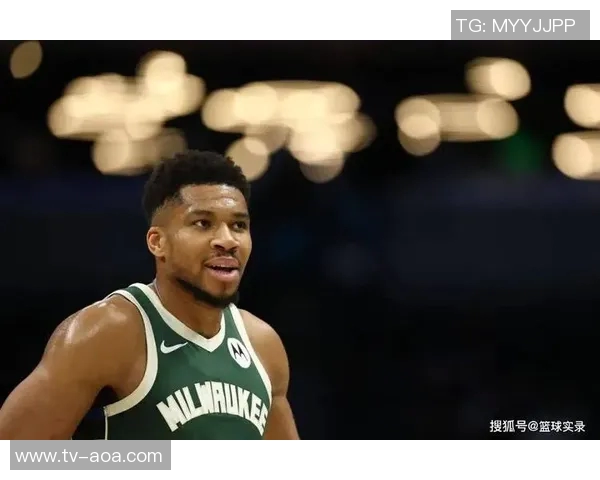 雄鹿主场遭遇惨败字母哥末节情绪激动深呼吸无奈摇头引发关注 雄鹿主场遭遇惨败字母哥末节情绪激动深呼吸无奈摇头引发关注