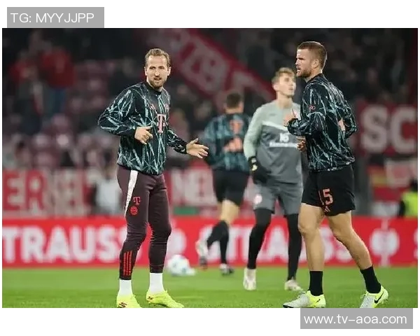 法尔克透露拜仁与于帕续约谈判焦点在于薪资问题球员渴望提高收入 法尔克透露拜仁与于帕续约谈判焦点在于薪资问题球员渴望提高收入