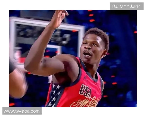 老詹与年轻球星们携手入选全明星展现KlutchSports强大实力 老詹与年轻球星们携手入选全明星展现KlutchSports强大实力