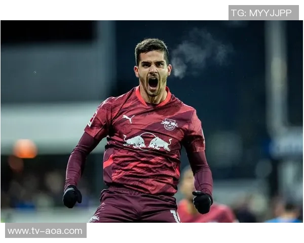 德天空报道霍村中场托乌姆库有望租借加盟荷尔斯泰因基尔球队